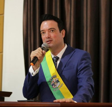 MT:  PÃO E CIRCO:  Com caos na Saúde, cidade de MT gasta R$ 500 mil com shows nacionais