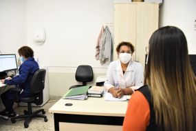 Serviço Social do Hospital Municipal de Cuiabá presta assistência humanizada aos pacientes e familiares