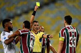 Luiz Henrique vibra com vitória do Fluminense na Sul-Americana