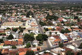 Governo promove regularização fundiária de 15 mil moradias em Várzea Grande