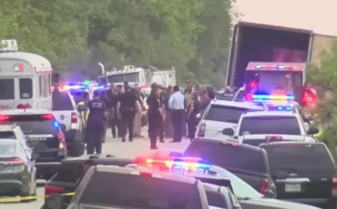 Mais de 40 corpos são encontrados em caminhão abandonado no Texas
