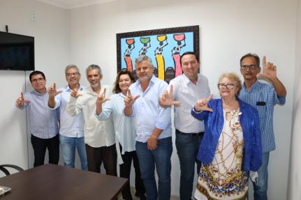 MT:  PELO PALANQUE DE LULA:  Vice e secretário de Emanuel indicam Márcia Pinheiro para Senado pela oposição