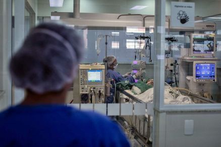 MT:  COVID EM ALTA:  MT tem 4,9 mil novos casos e 20 mortes; ocupação de UTI é de 57%