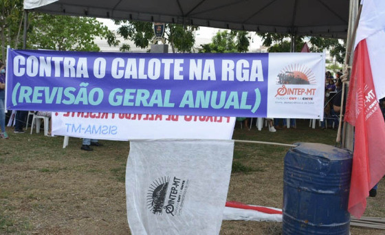 MT:  RECADO AO GOVERNO:  Por RGA de 2018, servidores públicos preparam ‘greve’ de um dia