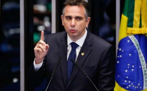 “PL DO VENENO”:   Senado articula “boiadinha” com pauta de interesse do agronegócio