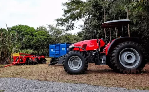 MT:  Governo de Mato Grosso entrega patrulha mecanizada: “Vai fomentar atividades dos pequenos agricultores”, afirma presidente de associação