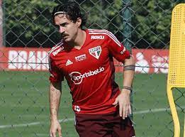 São Paulo se reapresenta e inicia preparação para jogo no Chile pelas oitavas da Sul-Americana