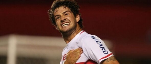 Com saída de Ceni, volta de Alexandre Pato ganha força no São Paulo