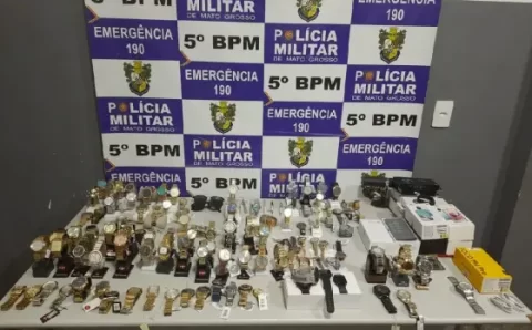 Polícia recupera 115 relógios de luxo furtados de relojoaria