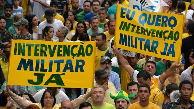 ‘Risco de ruptura democrática no Brasil está sendo exagerado’, diz diretor de consultoria internacional
