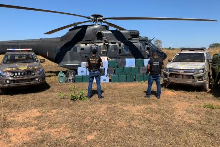 Polícia apreende quase uma tonelada de cocaína na fronteira