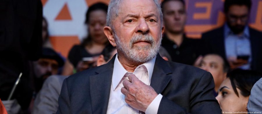 Bomba caseira é detonada em ato de Lula no Rio
