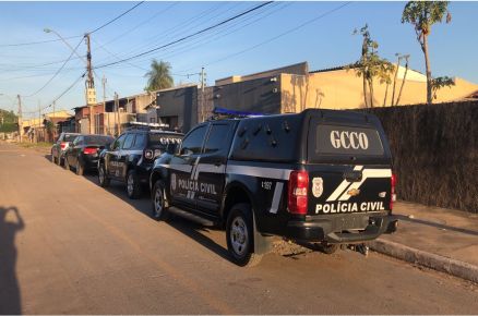 Casal é preso por envolvimento em furtos em bancos em MT