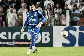 João Paulo diz que todos no Santos são responsáveis por má fase do time e pede união