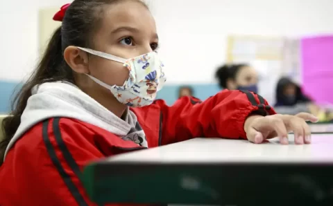 Estudo: Percepção de professores sobre currículo escolar é positiva apesar da pandemia