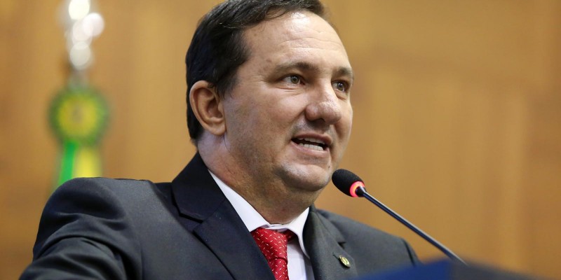 MT:  ASSEGURA VALDIR BARRANCO:   “Márcia só volta à suplência se Neri achar nome de musculatura para disputar o governo”