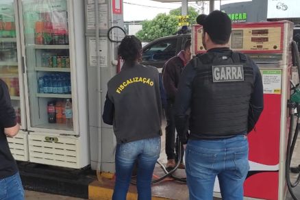 POSTO INVESTIGADO:  Operação apreende produtos automotivos fora da validade