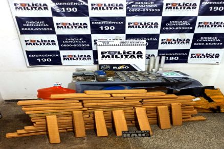 TRÁFICO DE DROGAS:  Trio é preso em flagrante com 53 quilos de maconha
