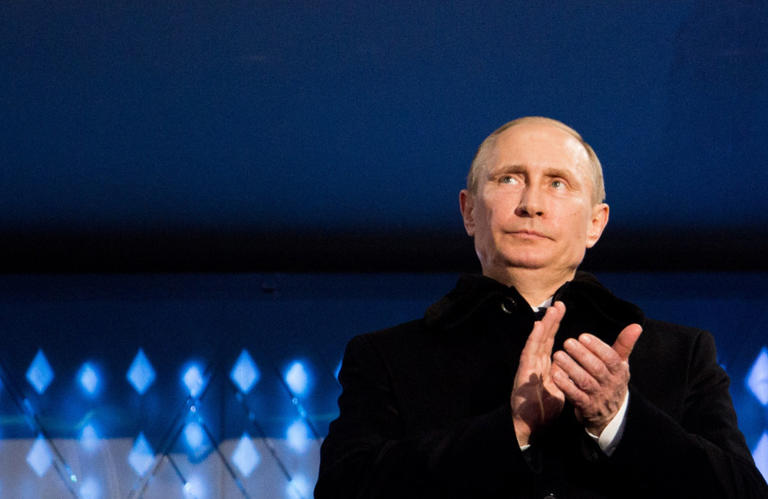 Vladimir Putin acusa EUA de ‘prolongar guerra para manter hegemonia’