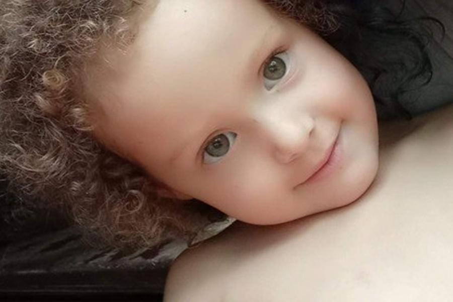 TRISTEZA:   Criança de 5 anos morre após ser baleada na cabeça ao ser usada como escudo por primo