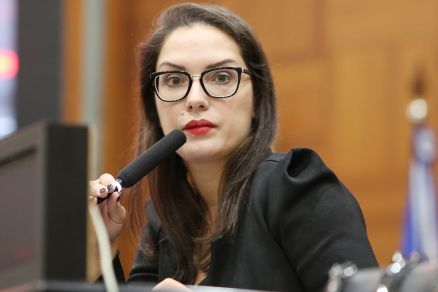 Janaina rebate e diz que Emanuel é “machista” e “preconceituoso”