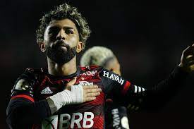 Gabigol destaca vitória do Flamengo sobre o São Paulo e faz elogios a Oscar