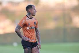 Vargas toma punição administrativa e não joga contra o Coritiba