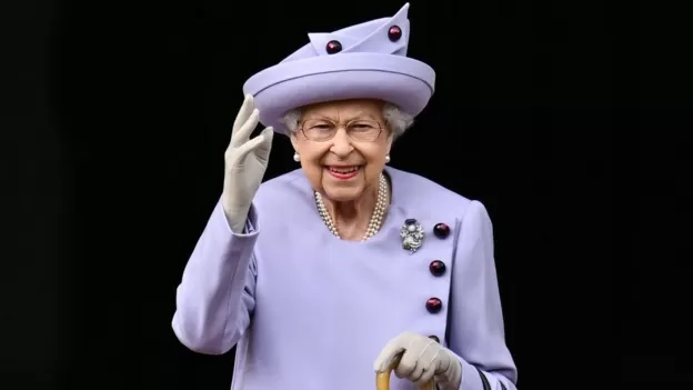 Documentário BBC: A vida da rainha Elizabeth 2ª, contada pela família
