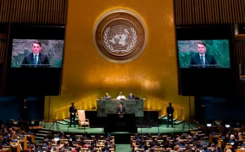 Bolsonaro abre Assembleia Geral da ONU:  Brasil deve R$ 1,5 bilhão à organização