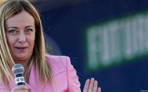 Direita radical vence eleição na Itália, indica boca de urna