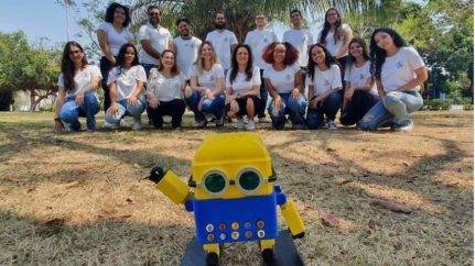 MT:  AUXÍLIO NA TERAPIA:   UFMT desenvolve robô Otto, que buscará auxiliar crianças com autismo