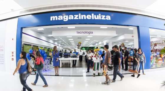 MAGAZINE LUIZA:  Quadrilha sequestra gerente de loja e faz a família de refém