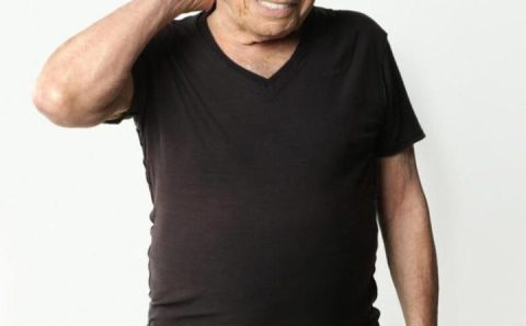 Stenio Garcia testa positivo para covid aos 90 anos