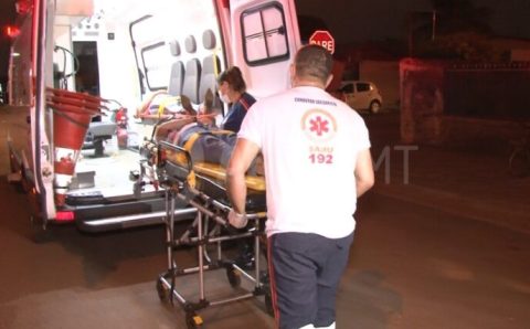 PERIGO NO TRÂNSITO:   Mulheres ficam feridas após colisão entre motos em cruzamento