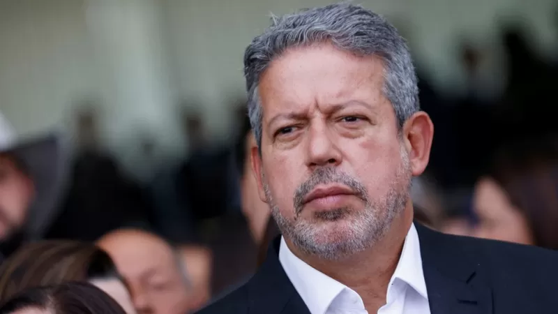 Arthur Lira é reeleito presidente da Câmara com maior votação da história