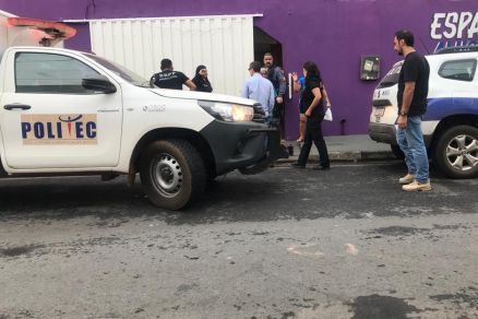 PAIXÃO DOENTIA: Homem invade loja, fere a ex-mulher e mata rapaz em Cuiabá