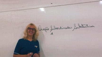 DO MIMEÓGRAFO À AULA ONLINE:   ‘Sala de aula é minha vida’, garante professora após pandemia