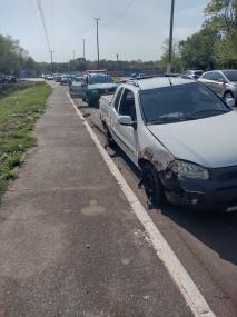 3 ENVOLVIDOS:  Motorista se assusta com homens armados e causa acidente