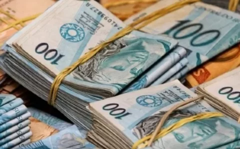 Brasil tem o segundo menor salário mínimo entre 31 países, diz OCDE