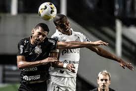 Santos x Corinthians: veja informações e prováveis escalações do clássico válido pelo Brasileirão