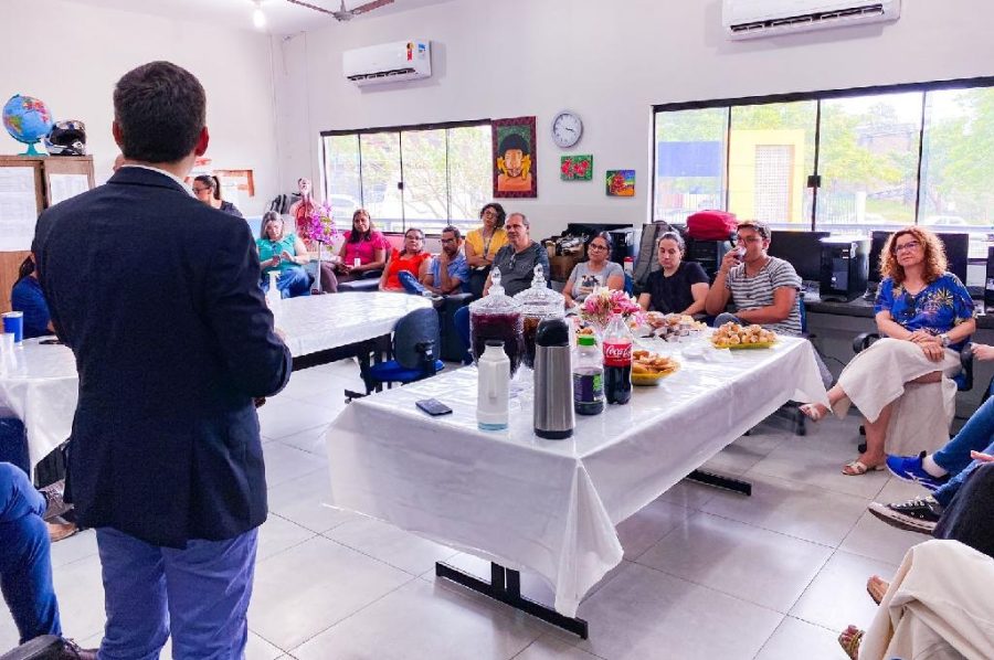 Seduc-MT celebra Dia dos Professores na Escola Estadual Pascoal Moreira Cabral