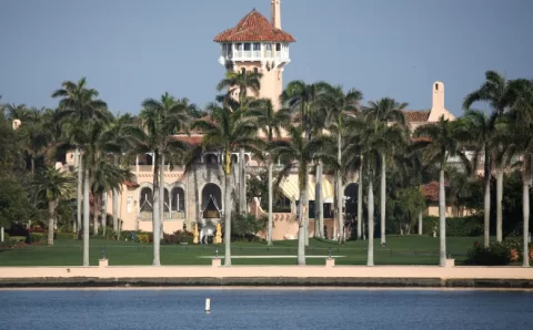 Documentos apreendidos em mansão de Trump continham segredos sobre China e Irã