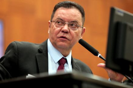 MT:  HEGEMONIA “MALÉFICA”:  JUS SPERNEANDI:      Botelho:  crítica de Janaina é frustração por não disputar a Mesa