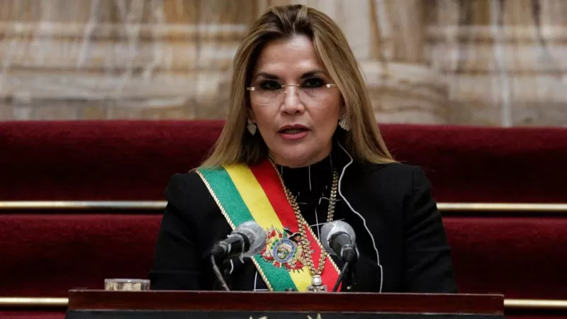 CAMPANHA POR DITADURA MILITAR PODE  LEVAR BOLSONARO À CONDENAÇÃO APÓS PERDA DE FORO PRIVILEGIADO:  Por que Bolsonaro cita ex-presidente da Bolívia Jeanine Añez ao expressar preocupação com seu futuro