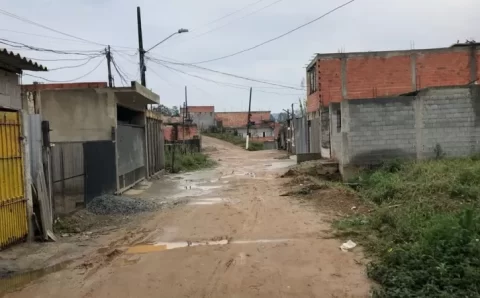 Por que dezenas de milhares de famílias podem ser despejadas no Brasil a partir de novembro