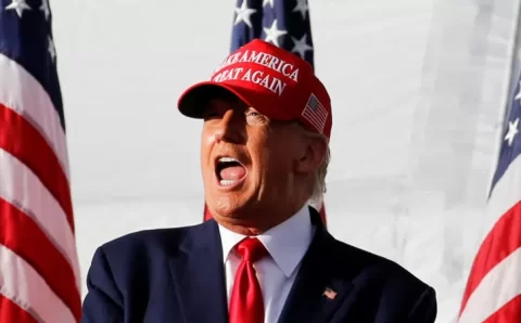 Um Trump ‘furioso’ tenta impulsionar sua candidatura à Casa Branca em 2024