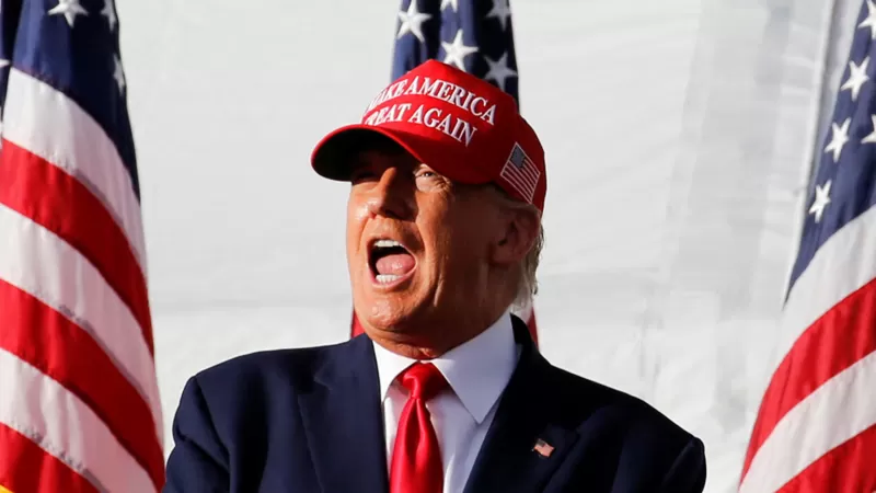 Um Trump ‘furioso’ tenta impulsionar sua candidatura à Casa Branca em 2024
