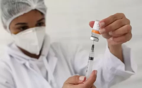 Covid-19: testes positivos em alta acendem alerta sobre nova onda no Brasil