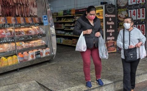 Após 3 meses de queda, inflação volta a subir no Brasil