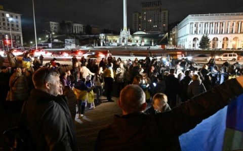 Ucranianos comemoram retomada de Kherson